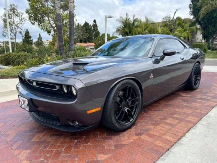 Thumbnail Photo undefined for 2015 Dodge Challenger
